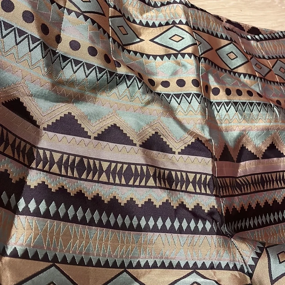 Aztec Print Short - Picture 3 of 3